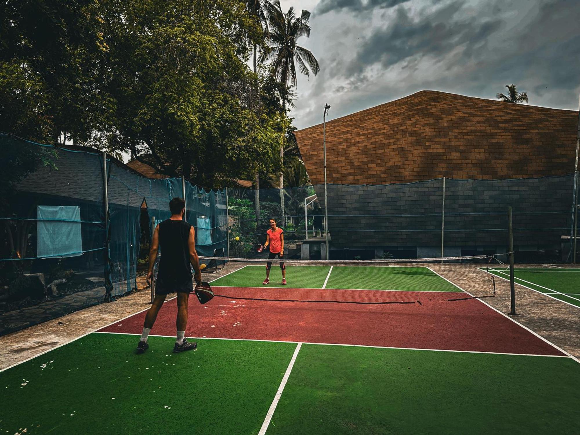 Tropik Resort Lombok Selong Belanak Exterior foto