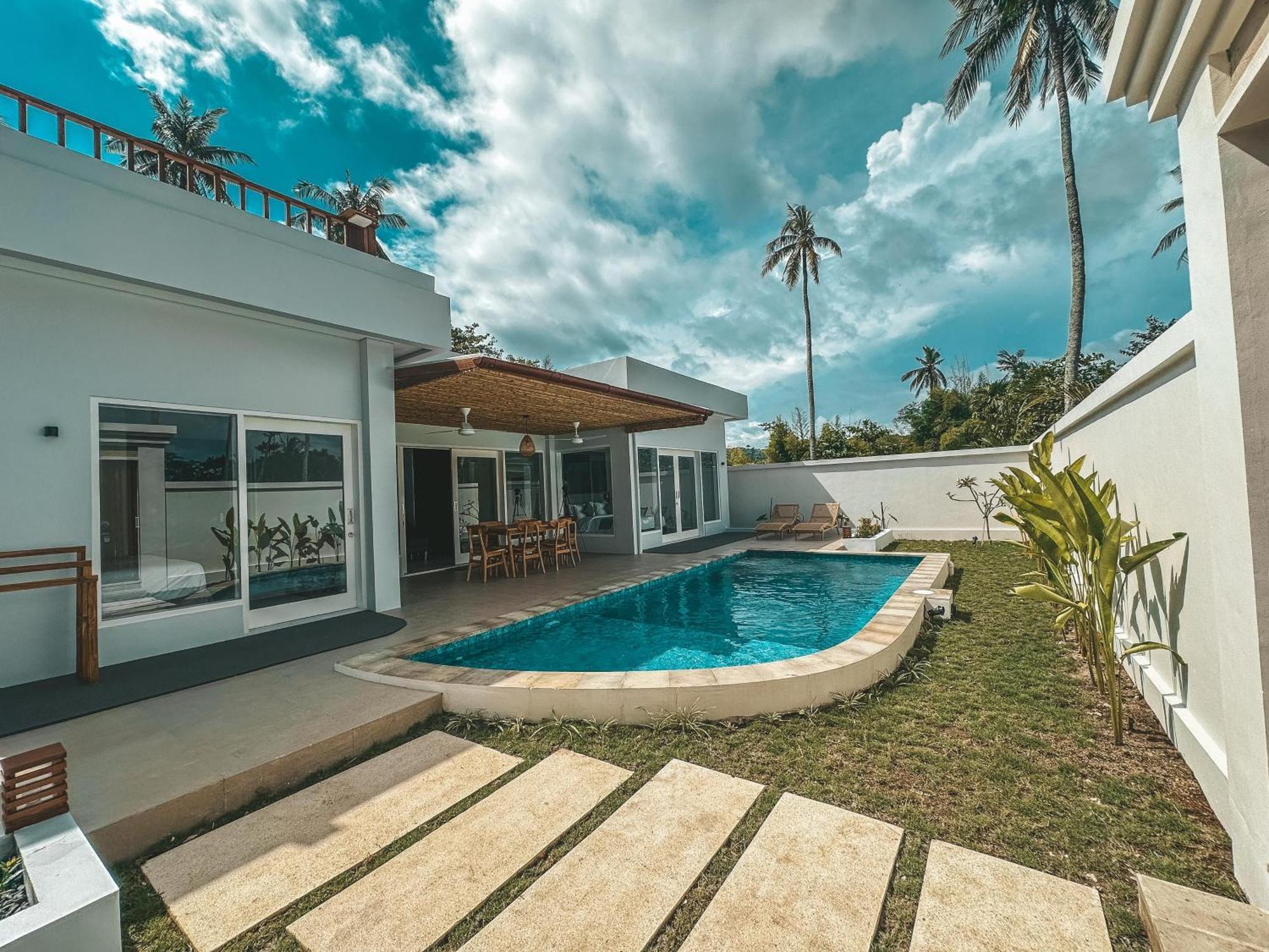 Tropik Resort Lombok Selong Belanak Habitación foto