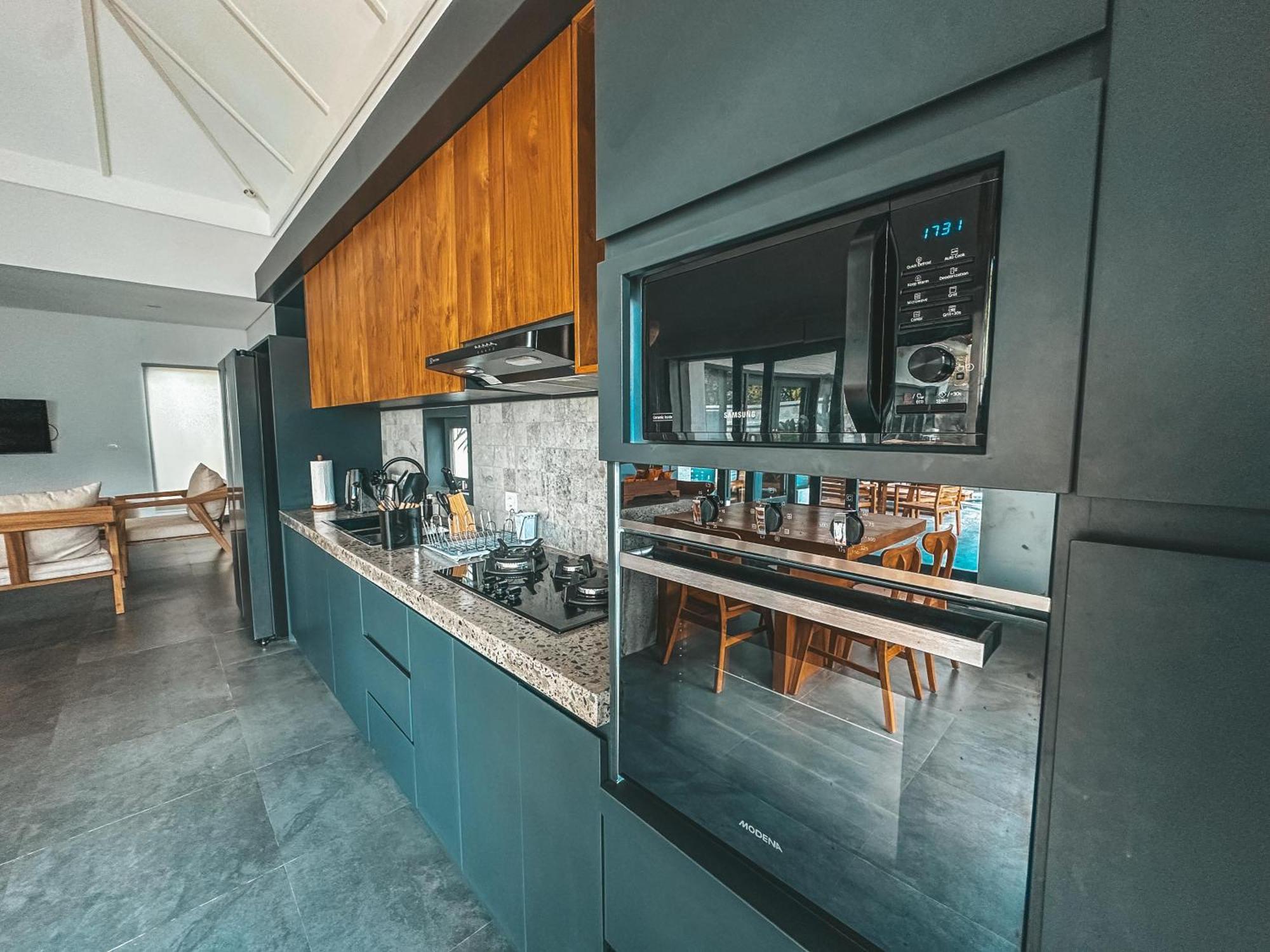 Tropik Resort Lombok Selong Belanak Habitación foto